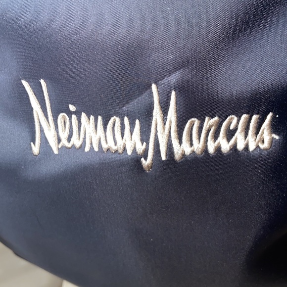 🌺🌺NEIMAN MARCUS BAGS🌺🌺 - Picture 4 of 5